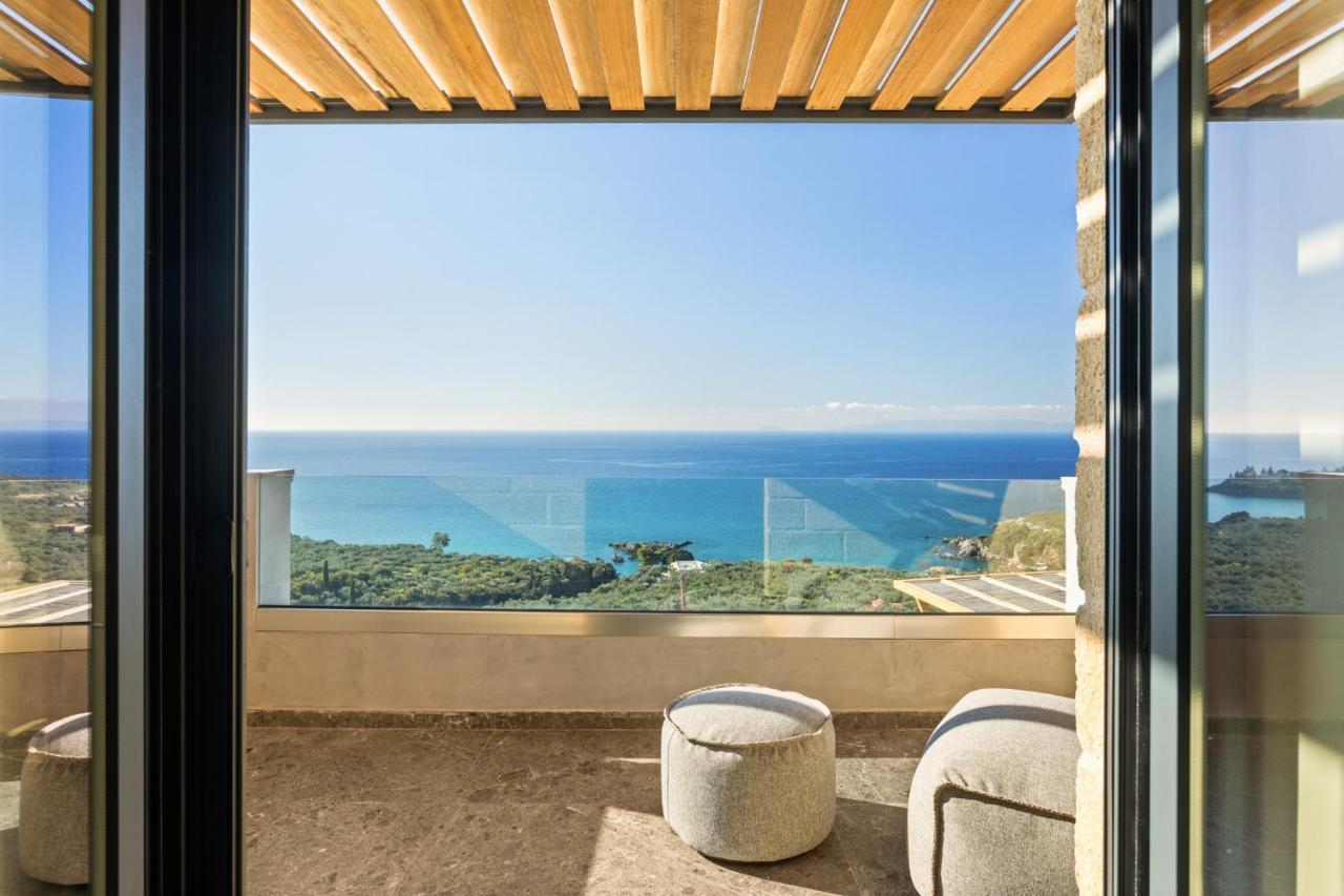 Vila Mani Theasis Stoúpa Exteriér fotografie