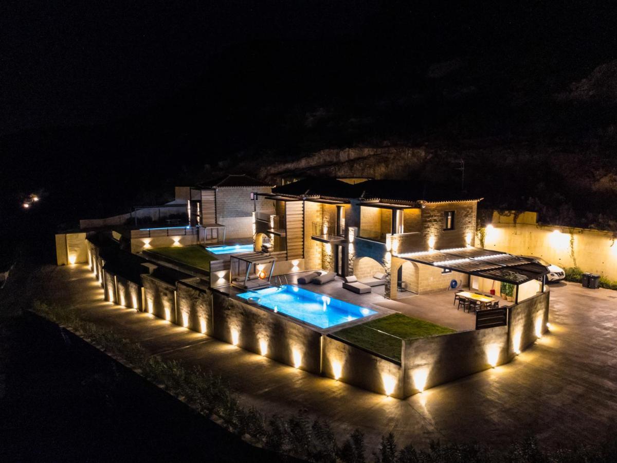 Vila Mani Theasis Stoúpa Exteriér fotografie